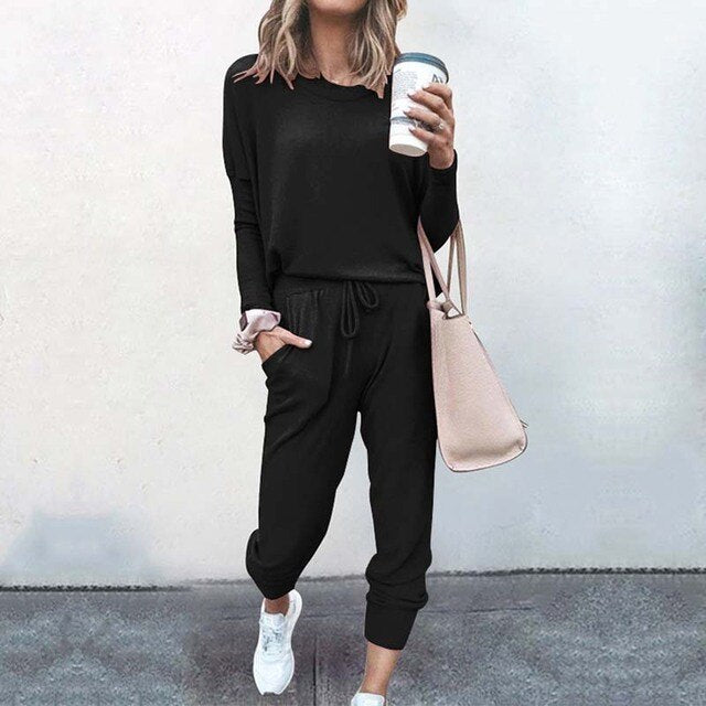 Zachte en comfortabele dames loungewear set met warme sweater