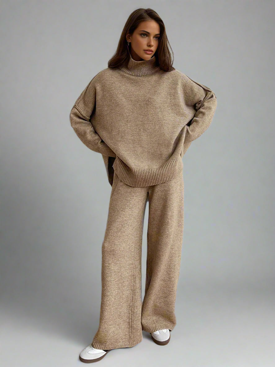 Comfortabele elegante vrouwen set met zachte gebreide afwerking