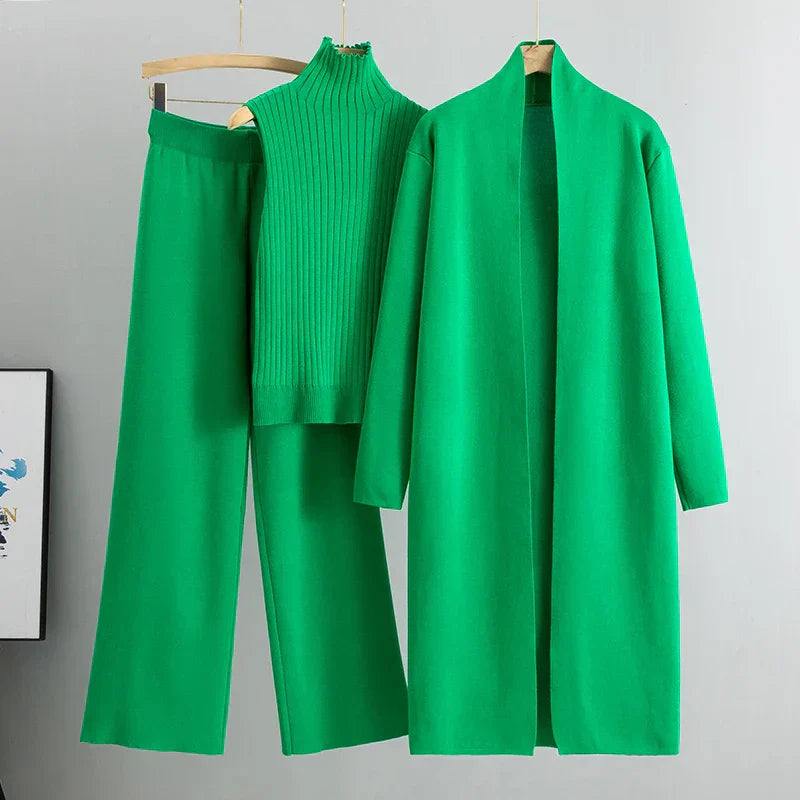 Zachte en comfortabele dames set met chique lange jas