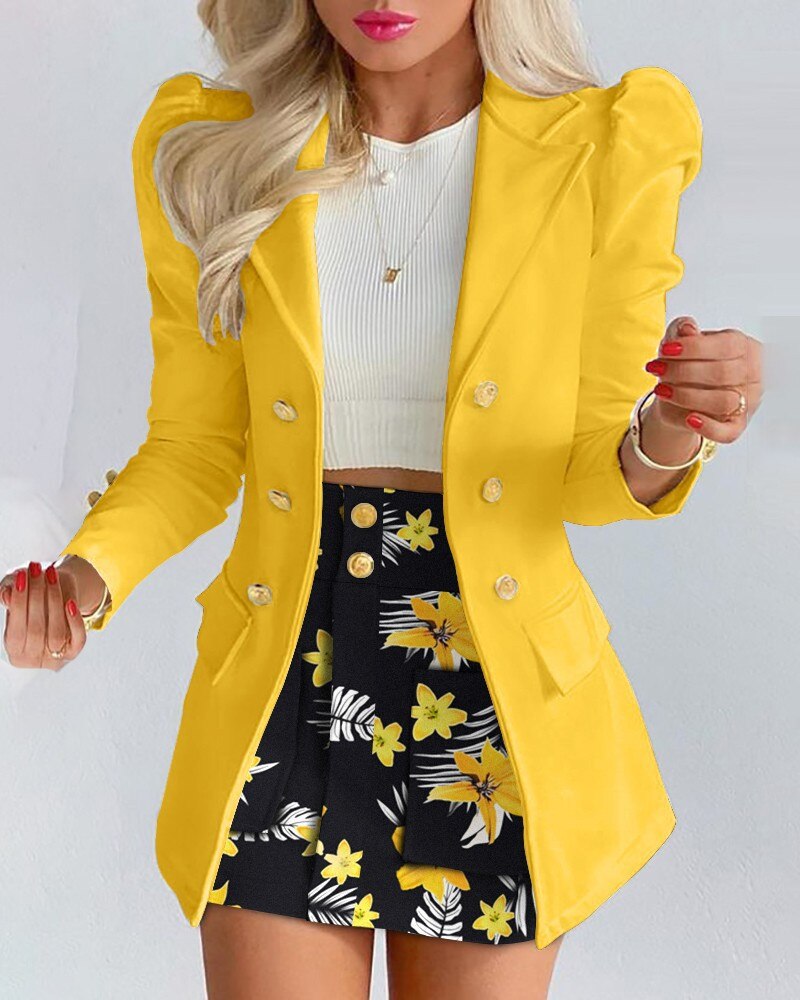 Toni | Bloemen Blazer Set met Rok en Goudknopen