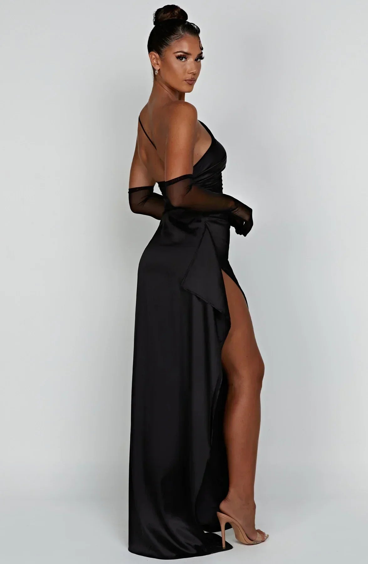 Jadey | Satijnen One-Shoulder Avondjurk met Hoge Split
