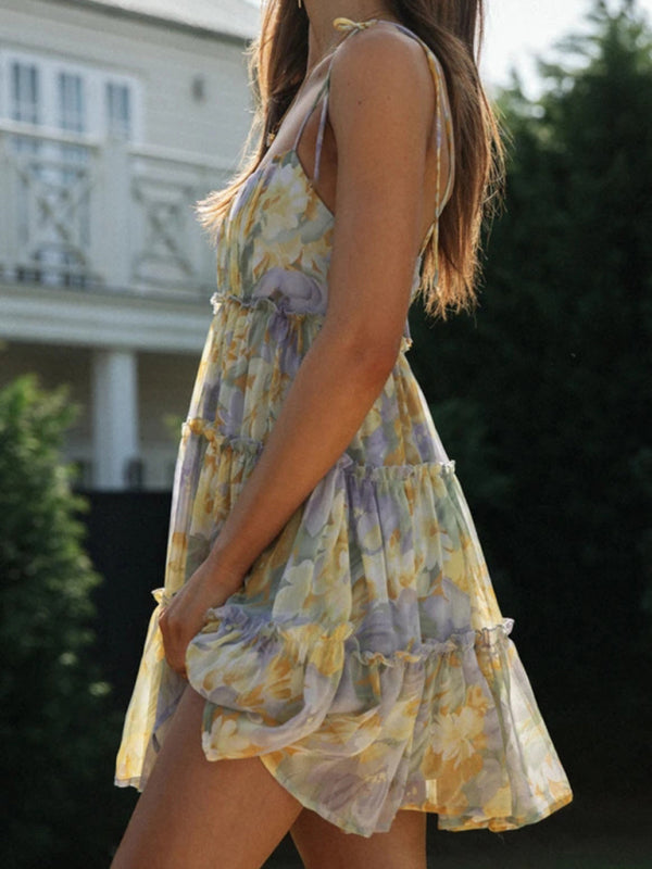Feye | Zwierige Zomerjurk met Bloemenprint en Spaghettibandjes