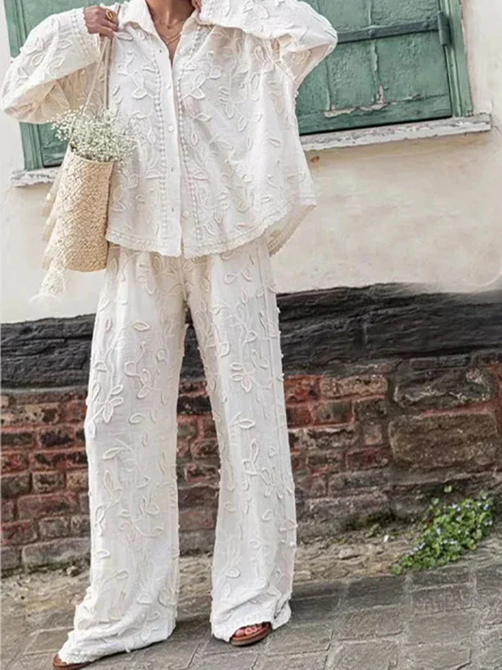 Kalie | Zomerse Geborduurde Broek en Blouse Set