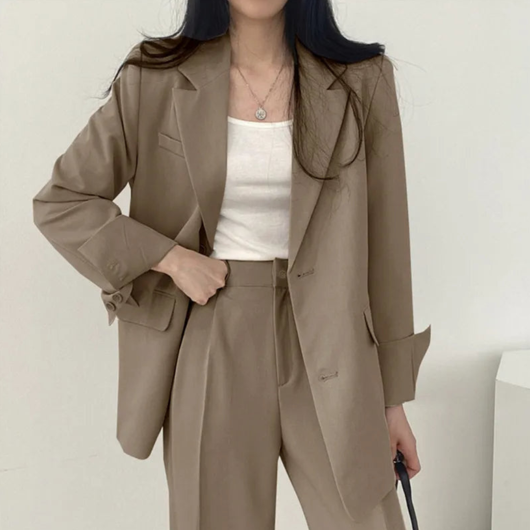 Gestructureerde en chique dames set met comfortabele blazer en broek