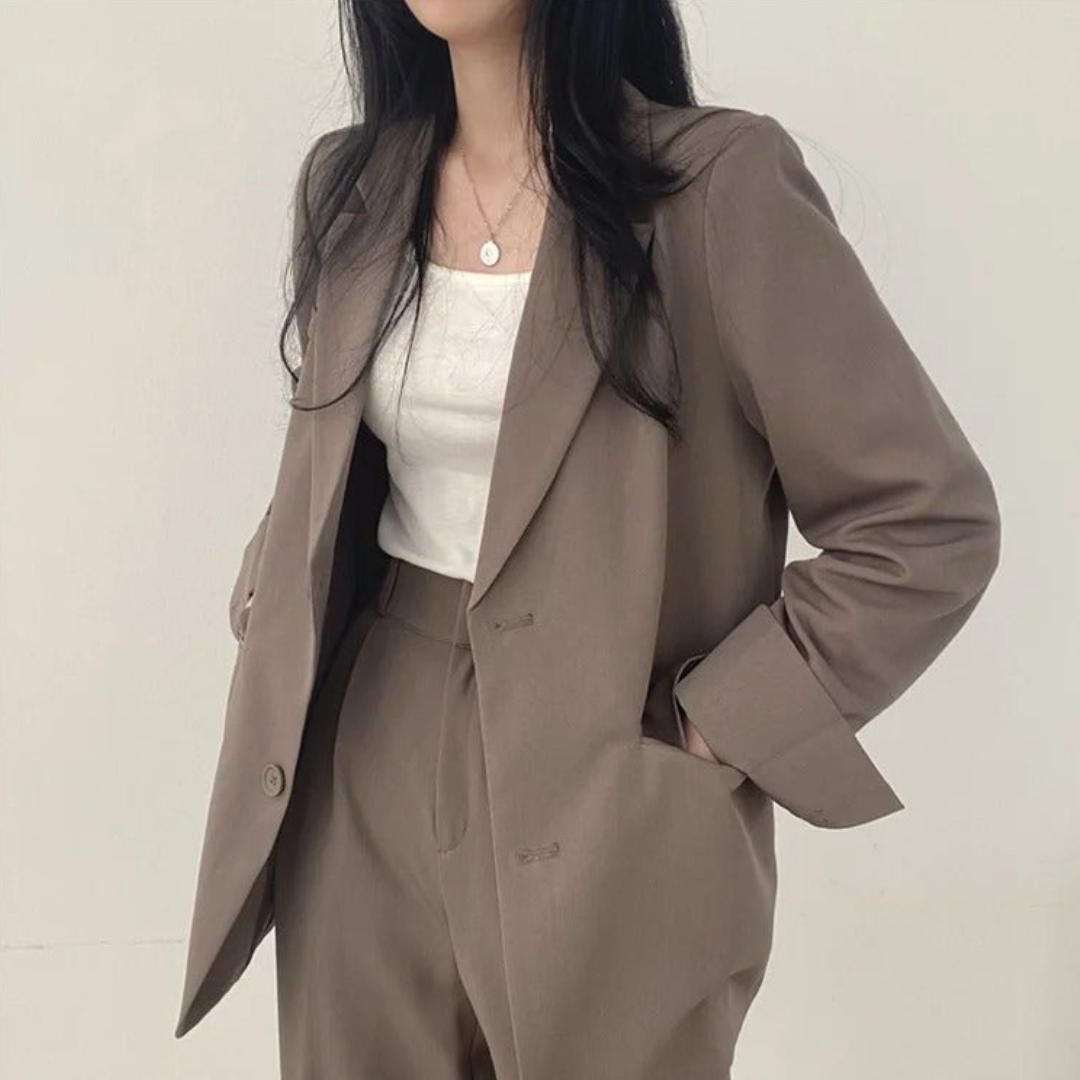 Gestructureerde en chique dames set met comfortabele blazer en broek