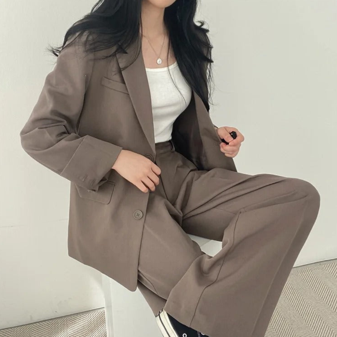 Gestructureerde en chique dames set met comfortabele blazer en broek