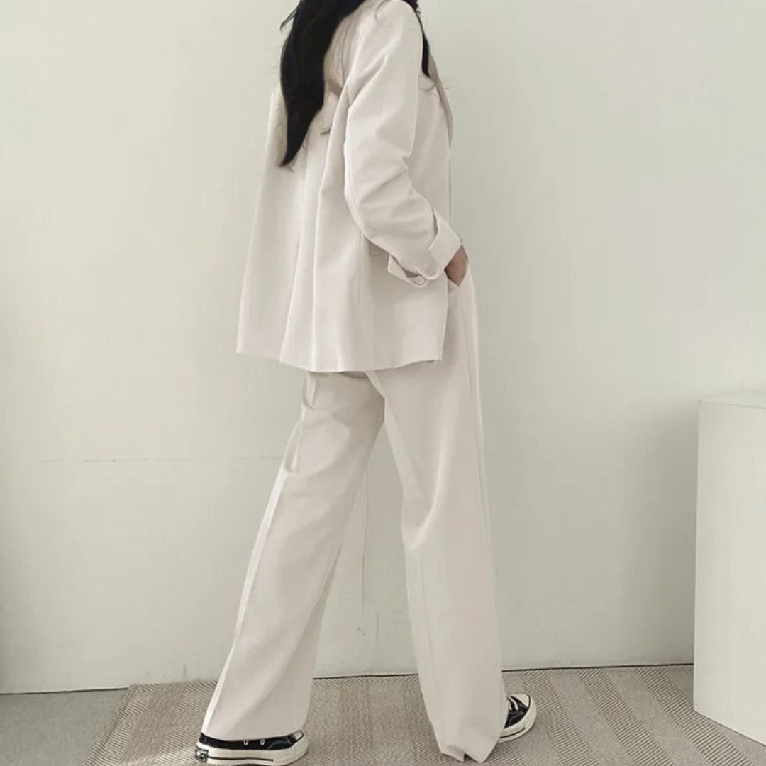 Gestructureerde en chique dames set met comfortabele blazer en broek
