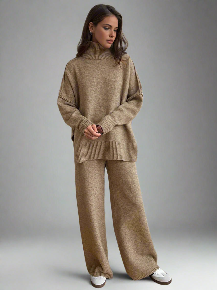 Comfortabele elegante vrouwen set met zachte gebreide afwerking