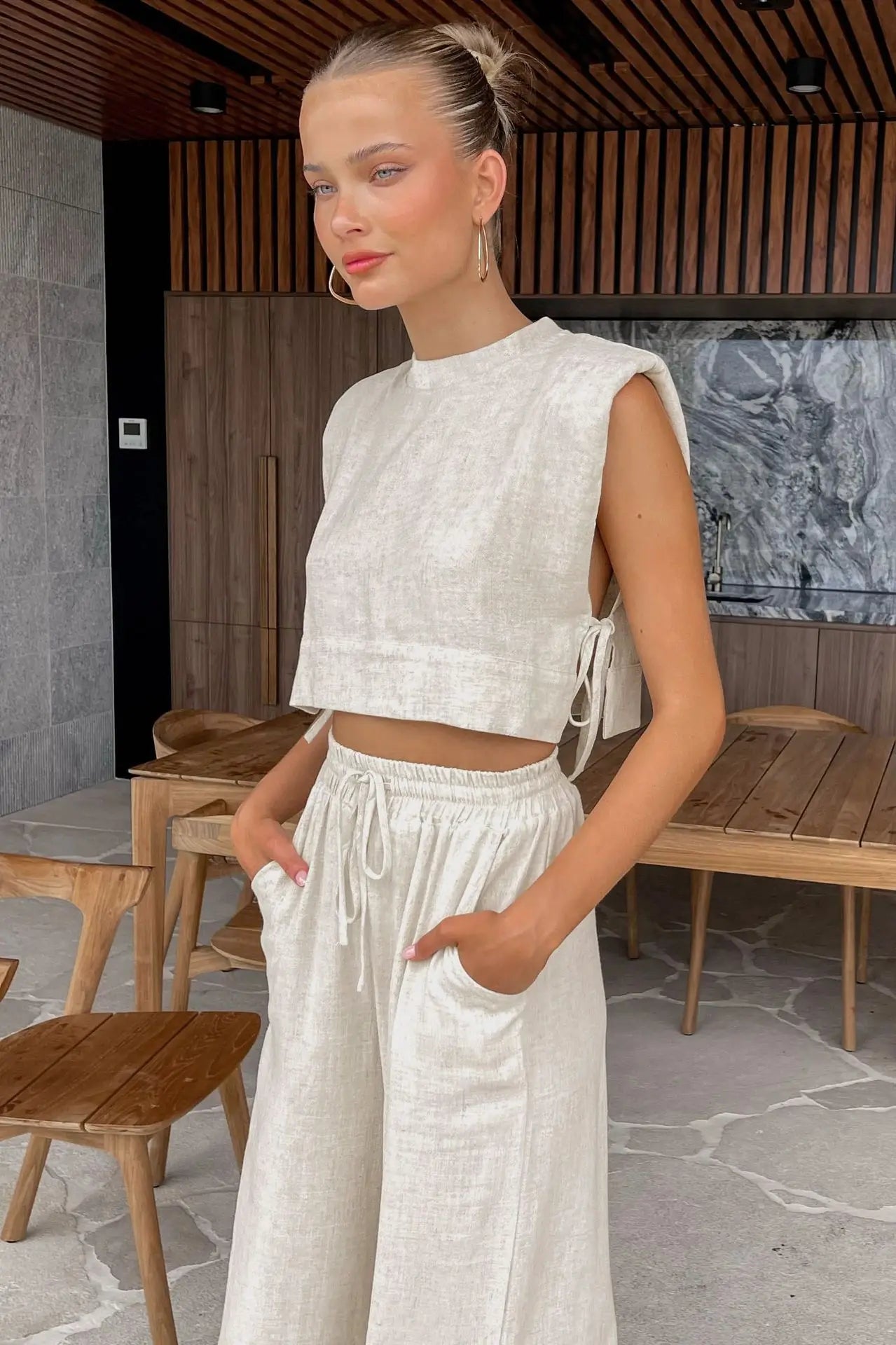 Ariyah | Set met Crop Top en Wijde Pijpen