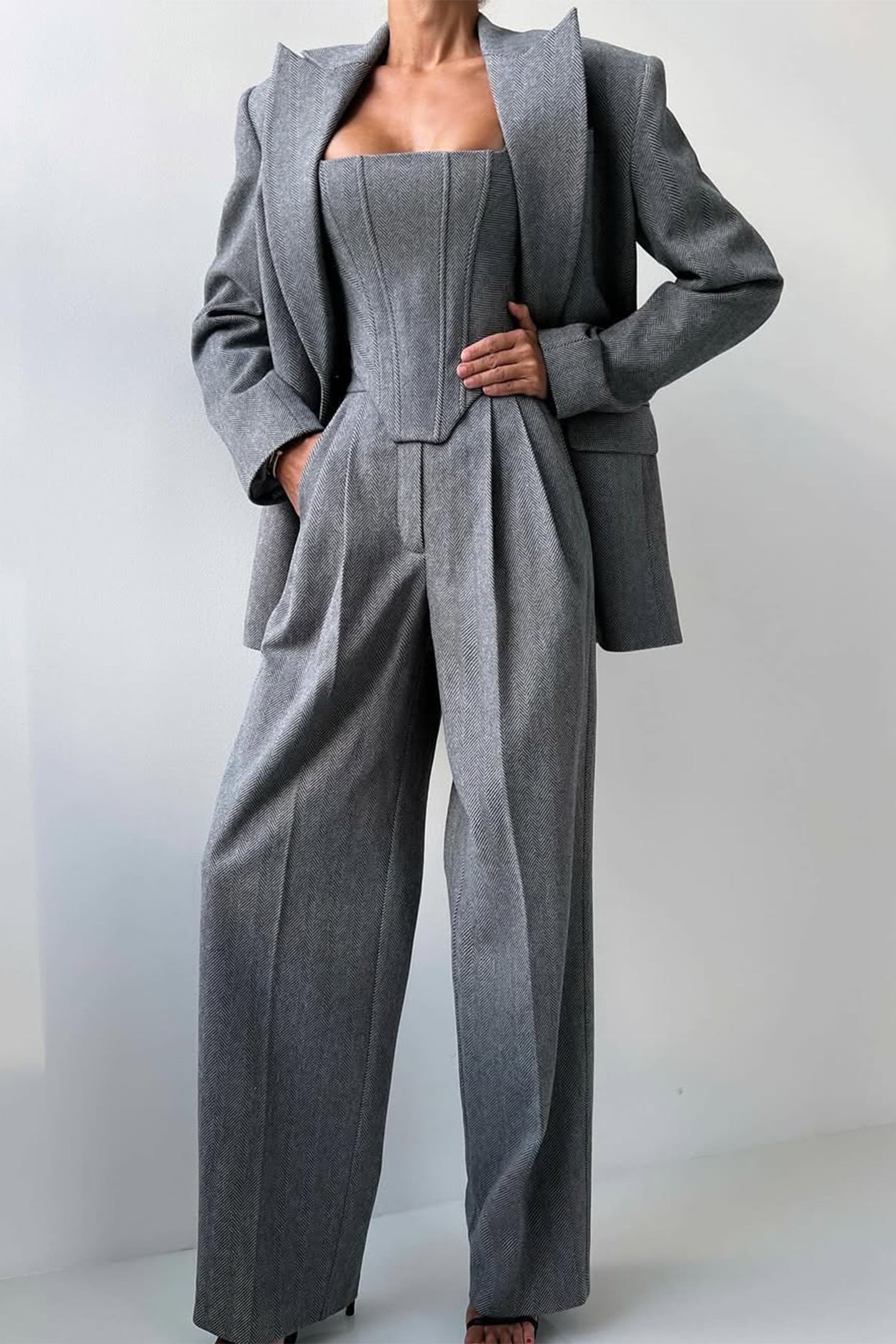 Stijlvolle gestructureerde dames set met luxe blazer en pantalon