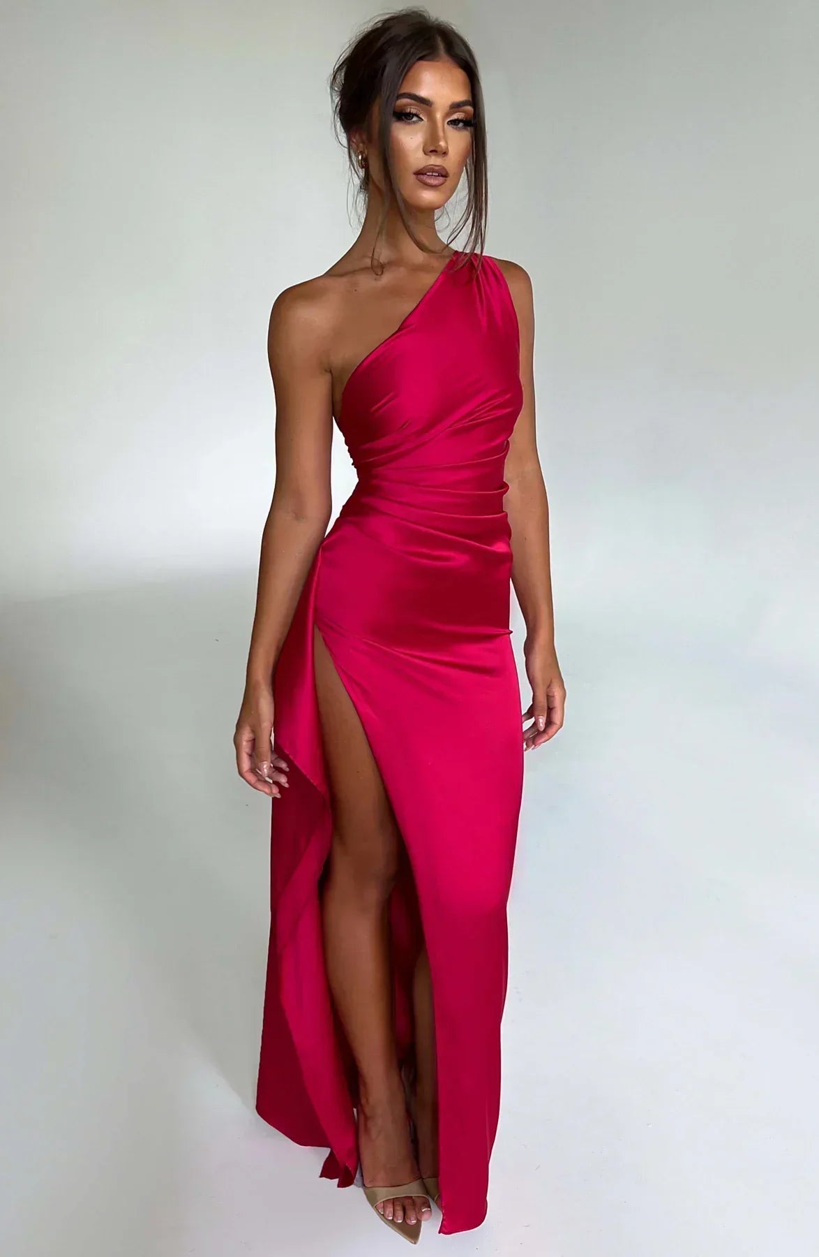Jadey | Satijnen One-Shoulder Avondjurk met Hoge Split