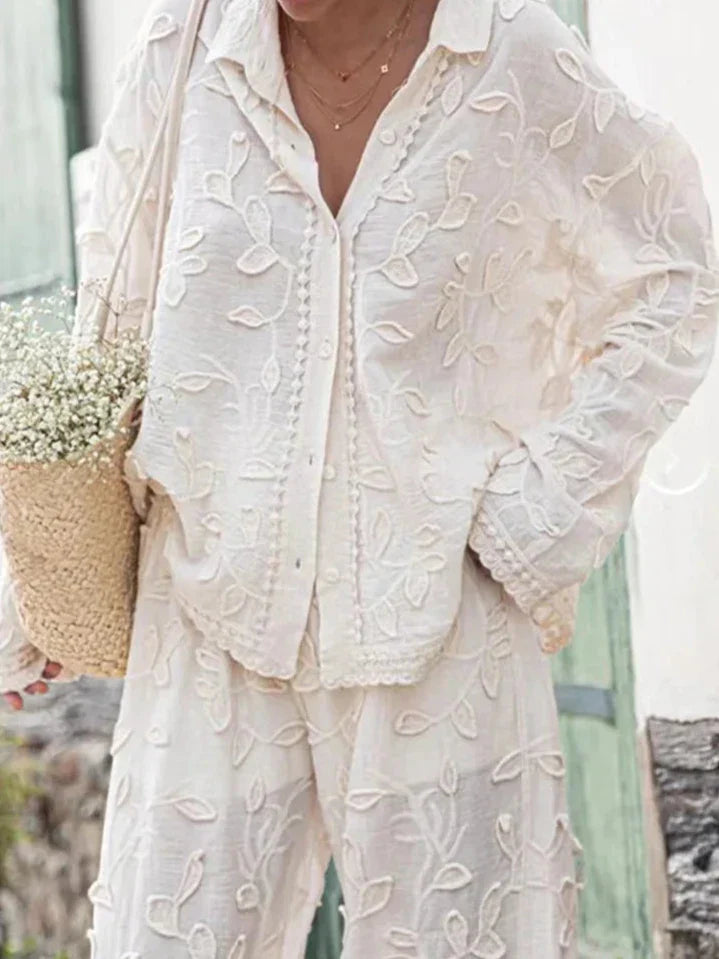 Kalie | Zomerse Geborduurde Broek en Blouse Set